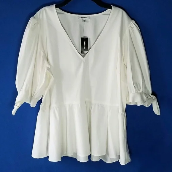 🔥NWT Express Peplum - Picture 1 of 6